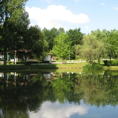 Mobil-home Confortable - 6 Pers. - Api-1-52-1992 Camping *